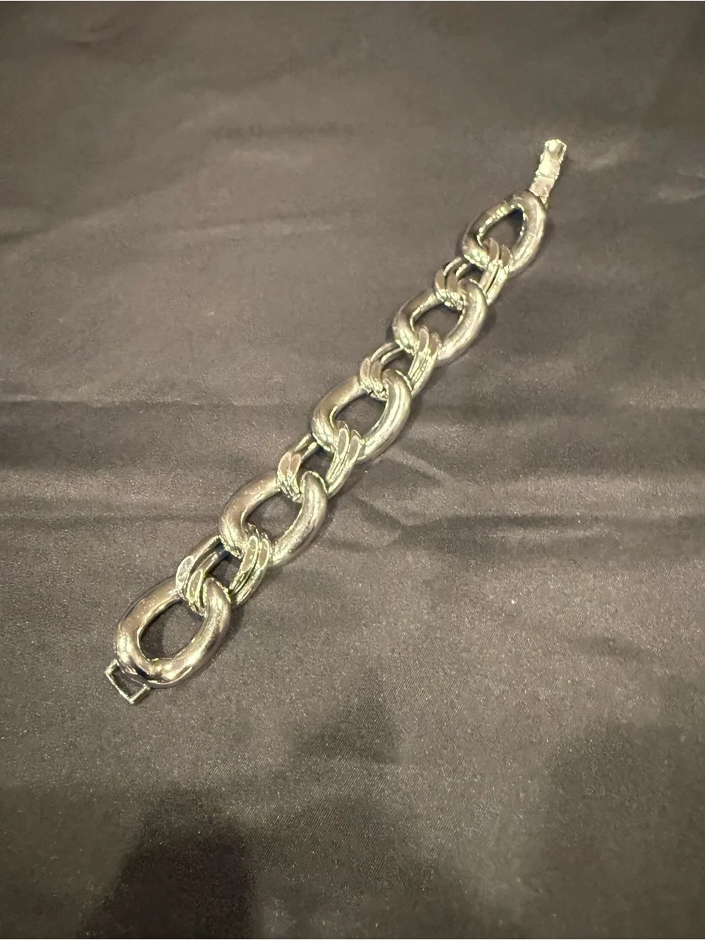 Chunky Silver Tone Oval Link Chain Bracelet Textured Statement Jewelry